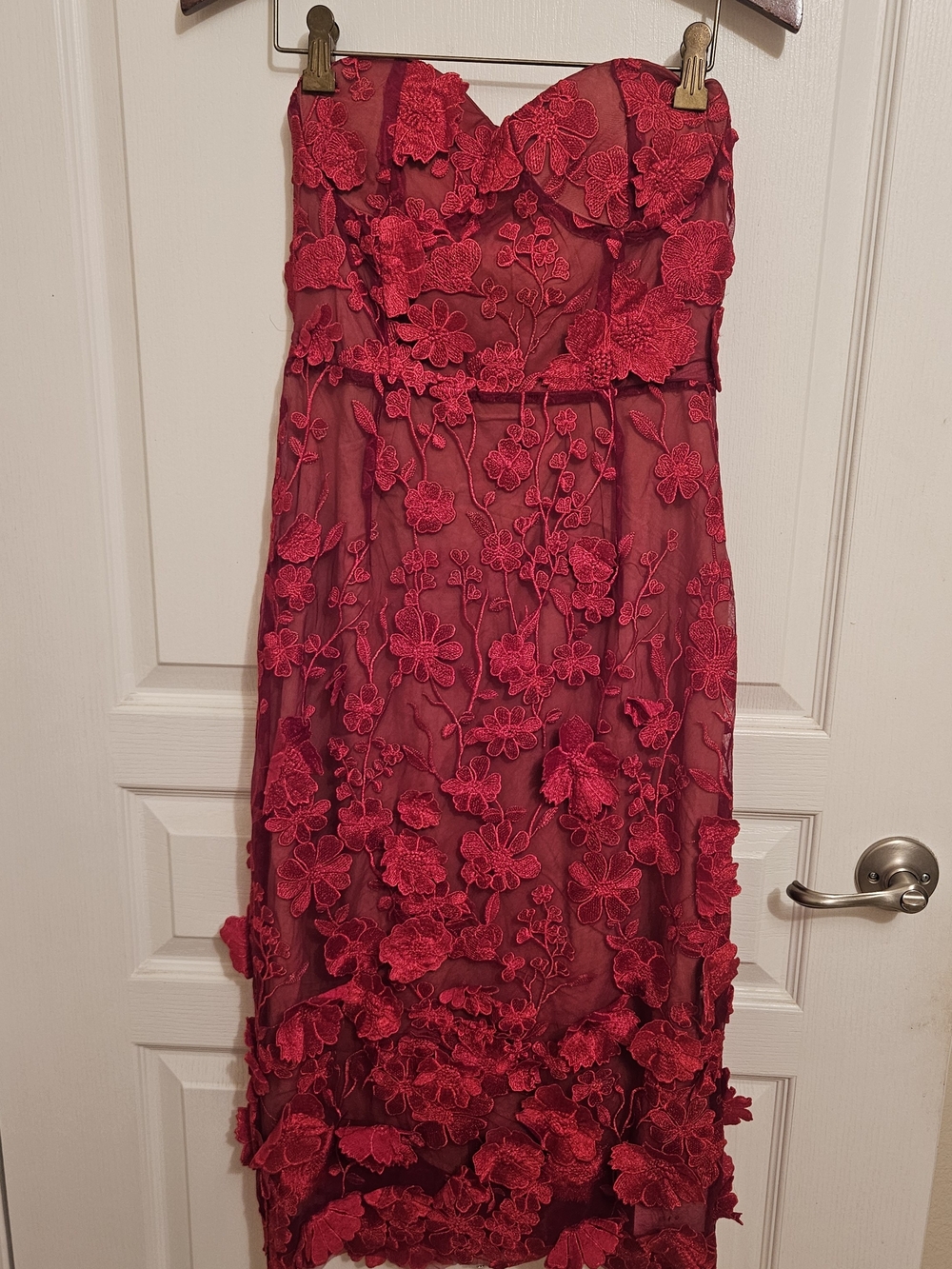 Red Floral Lace Strapless Midi Dress